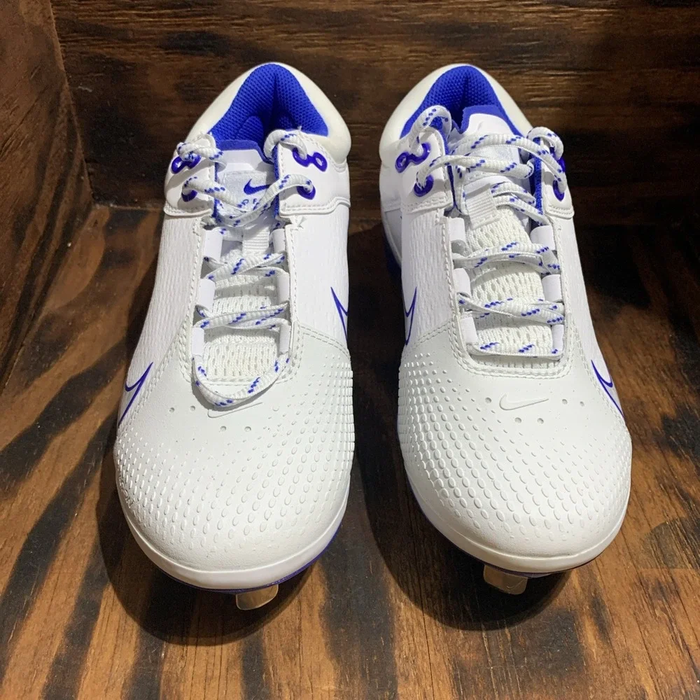 Nike Hyperdiamond 4 Elite White Softball‎ Cleats Women's Size 7  FZ0923-101 New